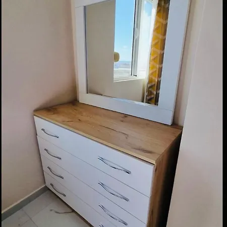 Barefoot Bay Retreat * Golem (Tirana)