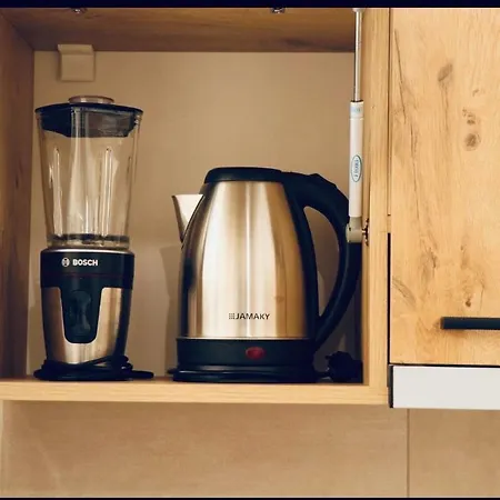 Barefoot Bay Retreat Golem (Tirana)